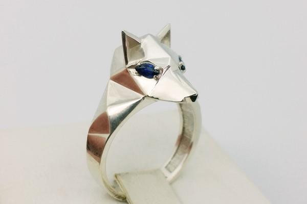 buying certified wolf ring